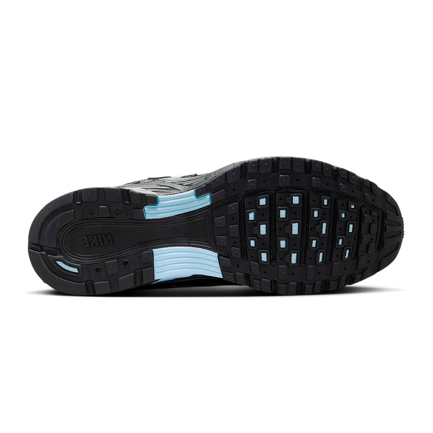Nike P-6000
‘Black Cool Grey Celestine Blue’