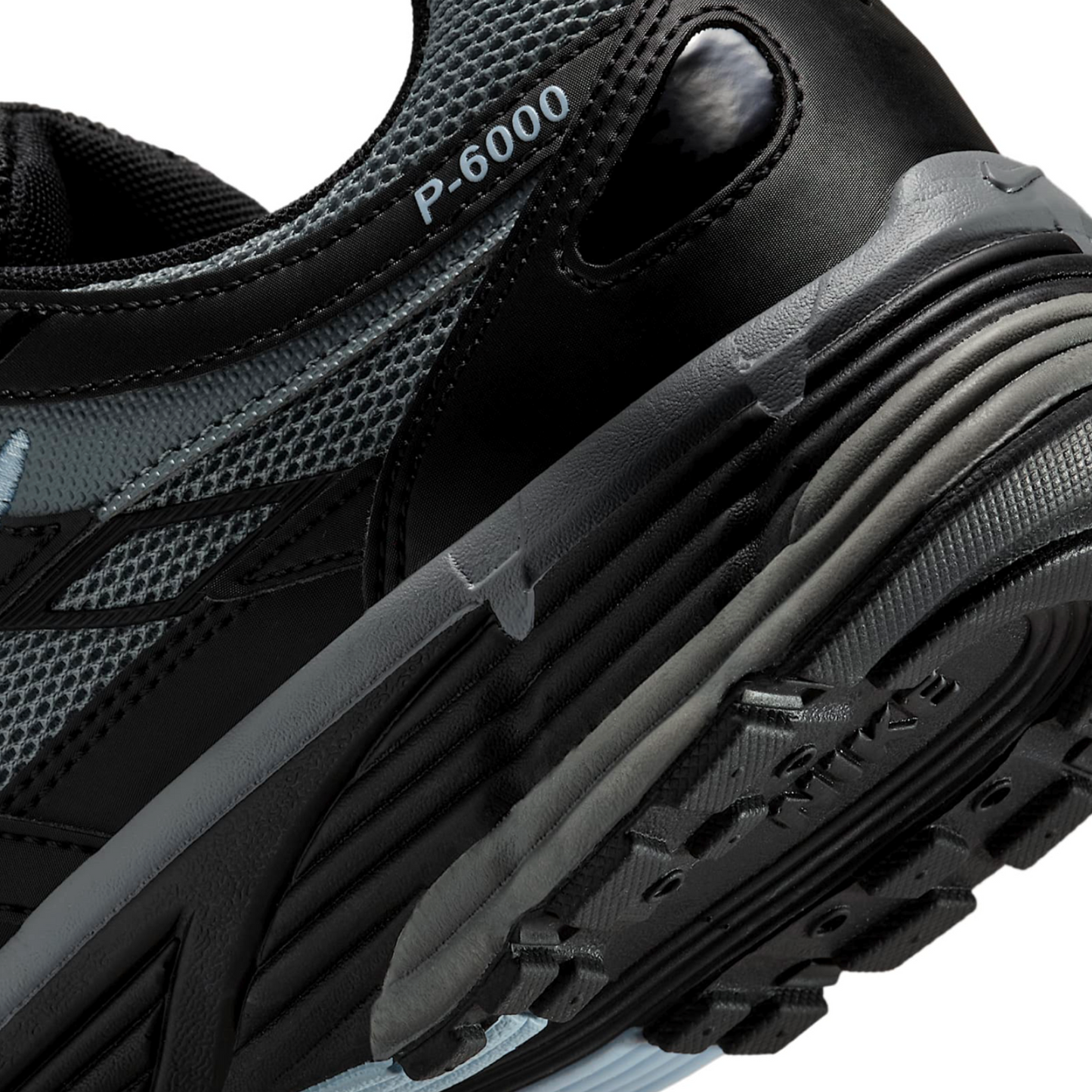 Nike P-6000
‘Black Cool Grey Celestine Blue’