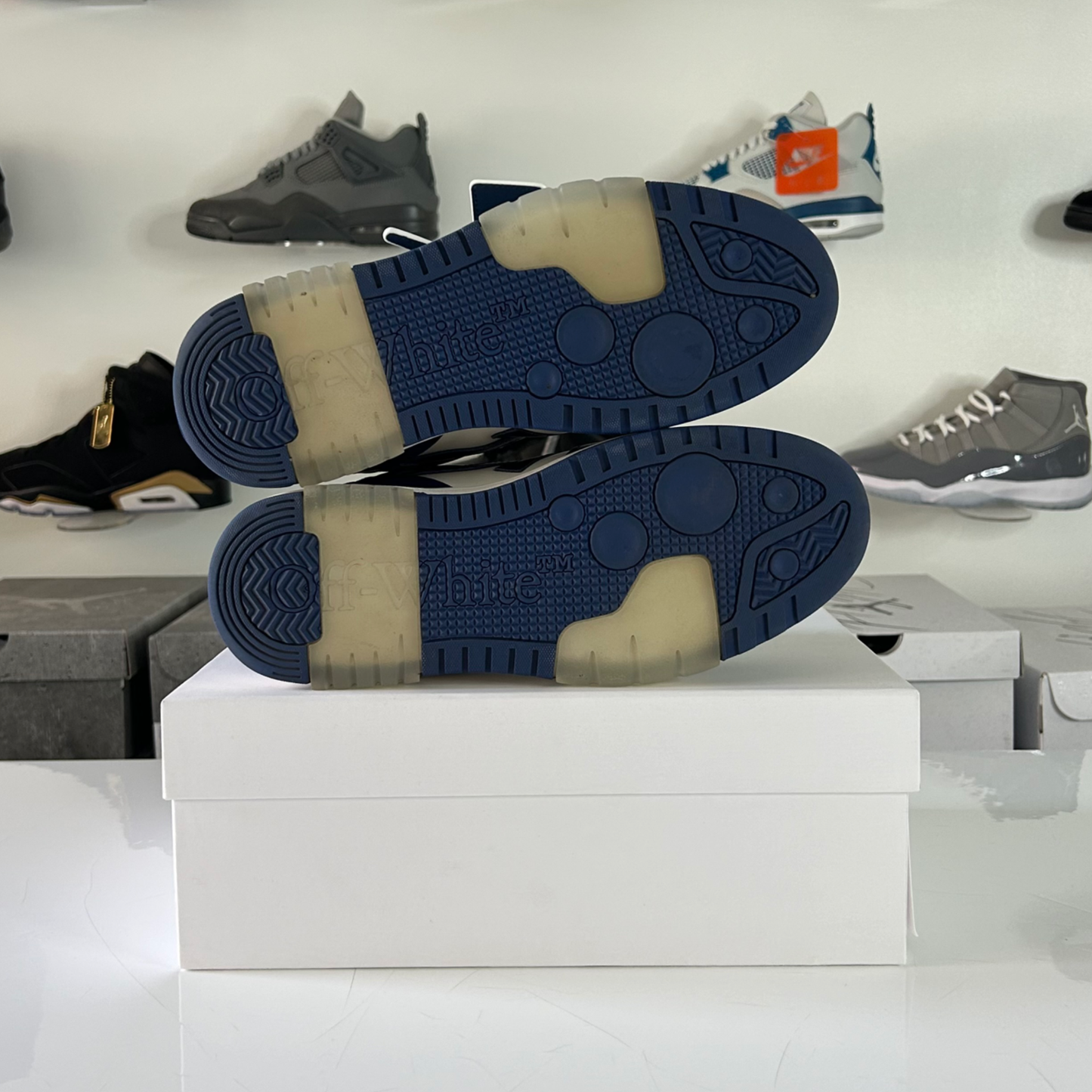 Off White 'Out Of Office' White/Royal Blue UK 8