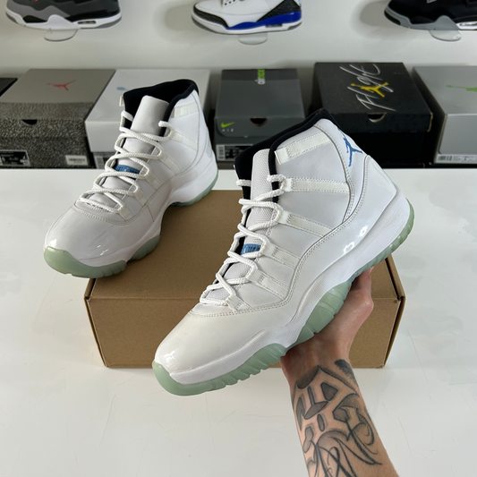 Air Jordan 11 Retro 'Legend Blue' UK 9