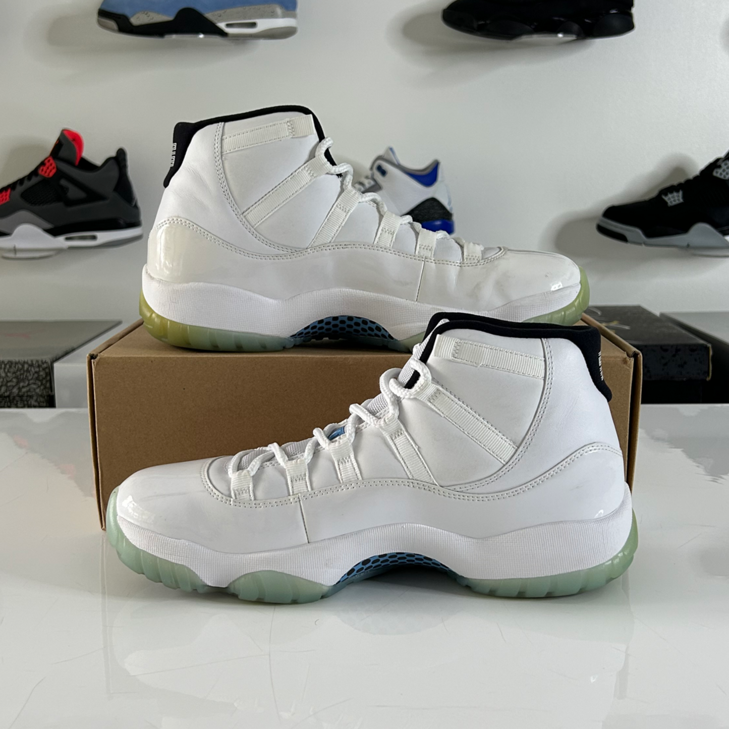 Air Jordan 11 Retro 'Legend Blue' UK 9