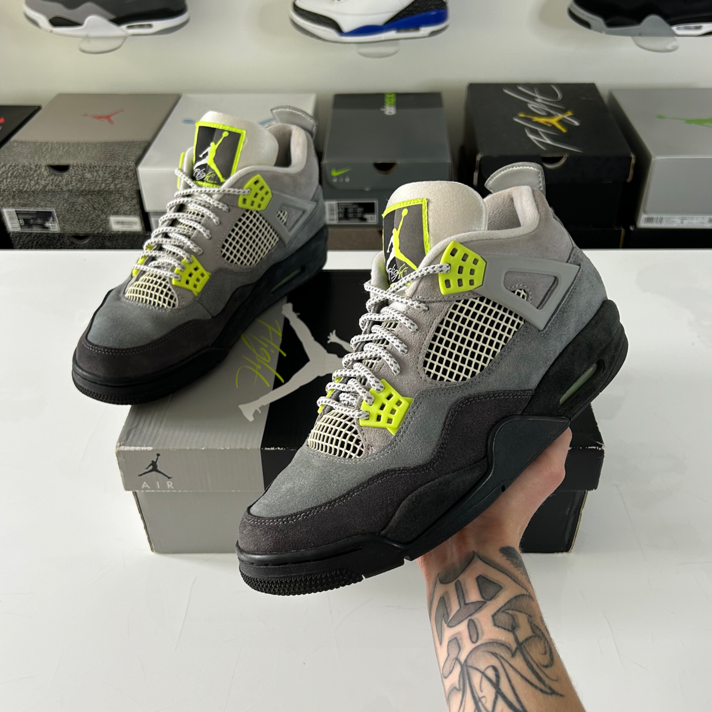 Air Jordan 4 Retro 'SE 95 Neon' UK 9.5