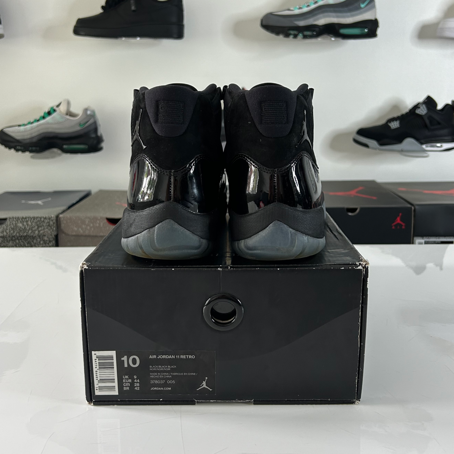 Air Jordan 11 Retro 'Cap and Gown' (Black Cat) UK 9