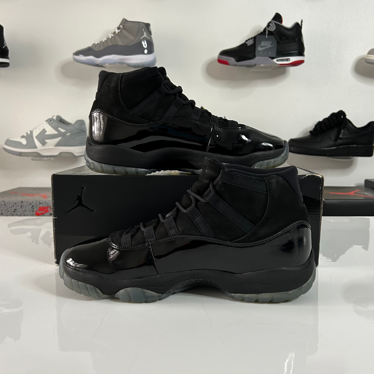 Air Jordan 11 Retro 'Cap and Gown' (Black Cat) UK 9.5