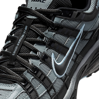 Nike P-6000
‘Black Cool Grey Celestine Blue’