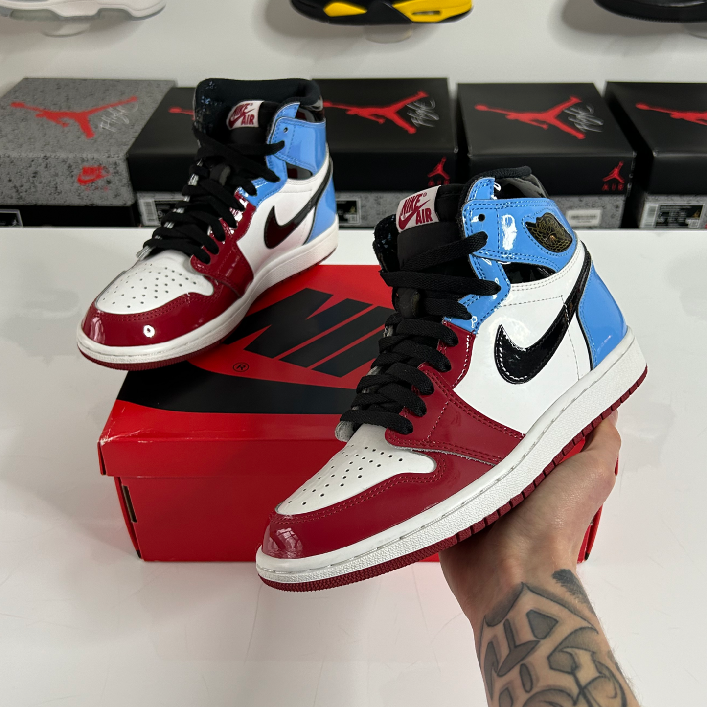 Air Jordan 1 Retro High 'Fearless UNC Chicago' UK 5.5