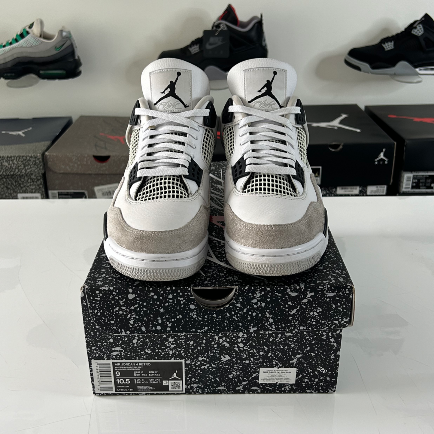 Air Jordan 4 Retro 'Military Black' UK 8