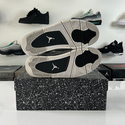 Air Jordan 4 Retro 'Military Black' UK 8