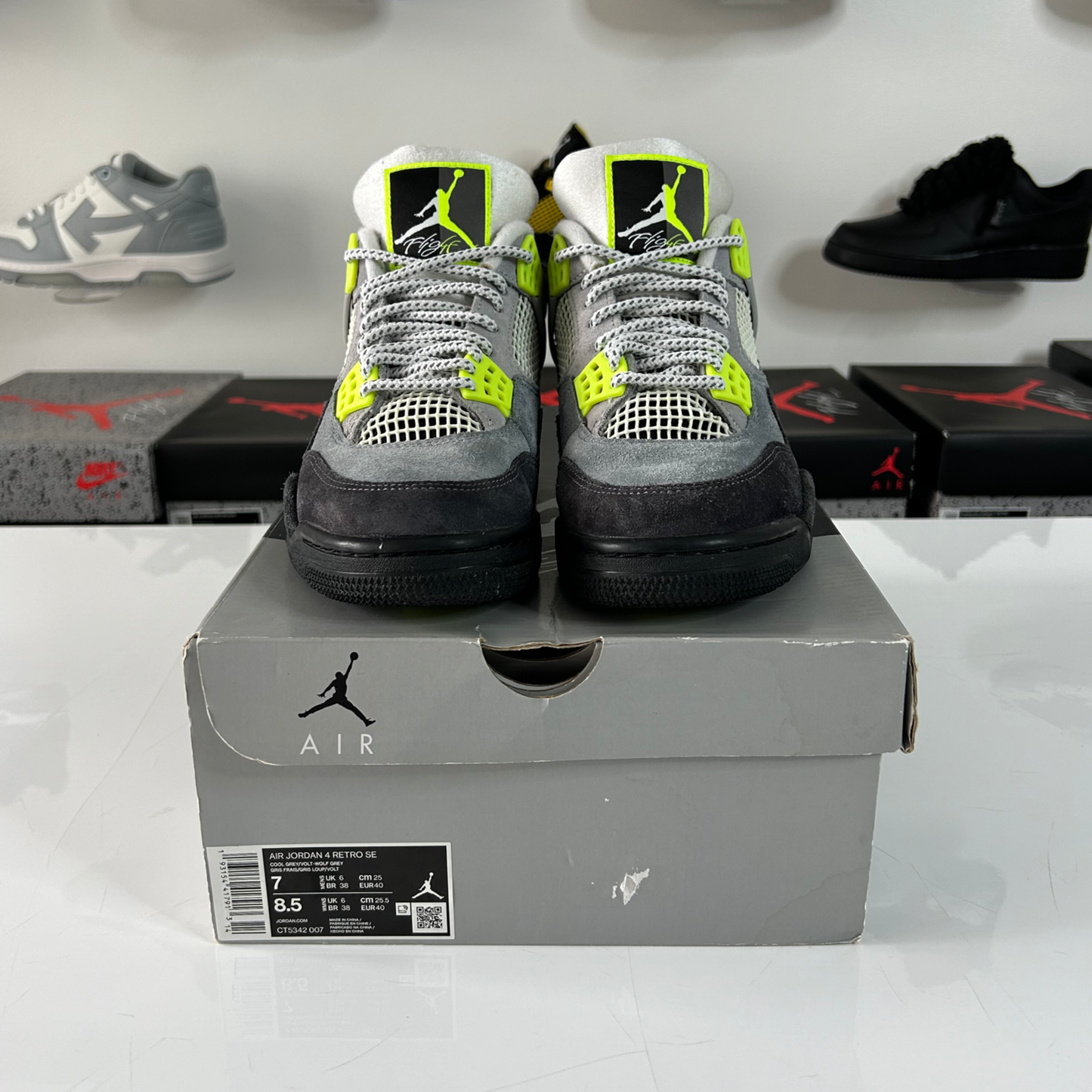 Air Jordan 4 Retro 'SE 95 Neon' UK 6